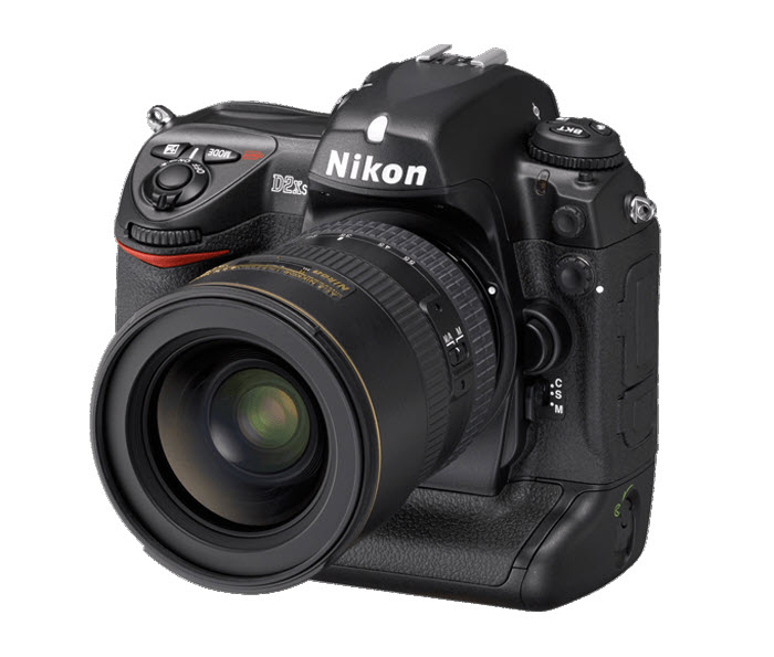 Nikon D2Xs : 12,4 Mp, 800 ISO et capteur AF 11 zones