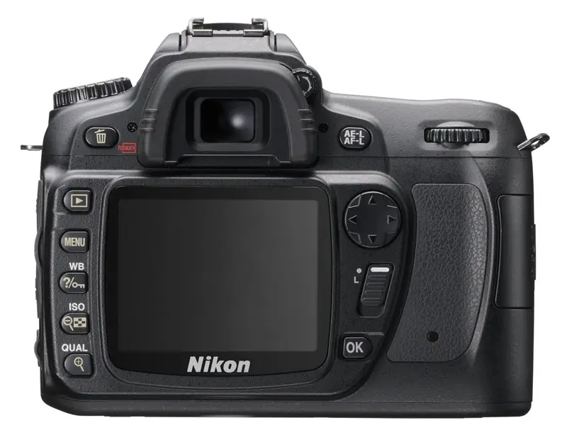 Nikon D80 : 10 Mp, AF 11 zones