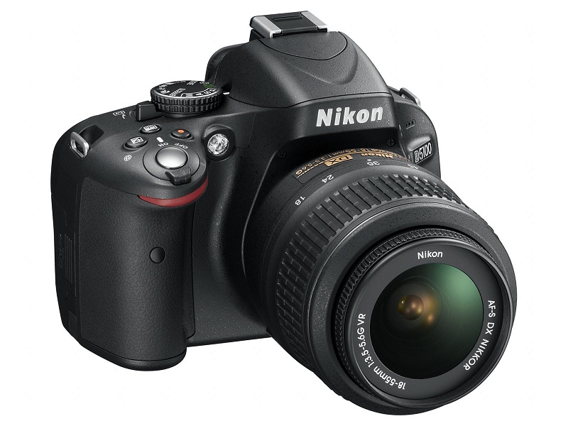Nikon D5100 kit 18-55 VR Nikon objectif