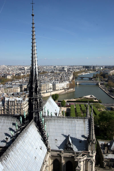 Vu depuis Notre-Dame de paris de la seine