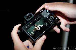 Présentation du Nikon 1 J1 et V1 par Nikon France