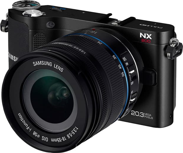 samsung_nx200_profil_face.jpg