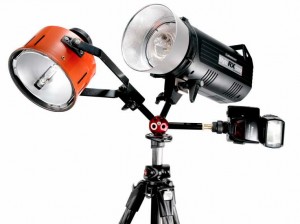 Dado et Snake Arm, deux nouveaux supports créatifs par Manfrotto