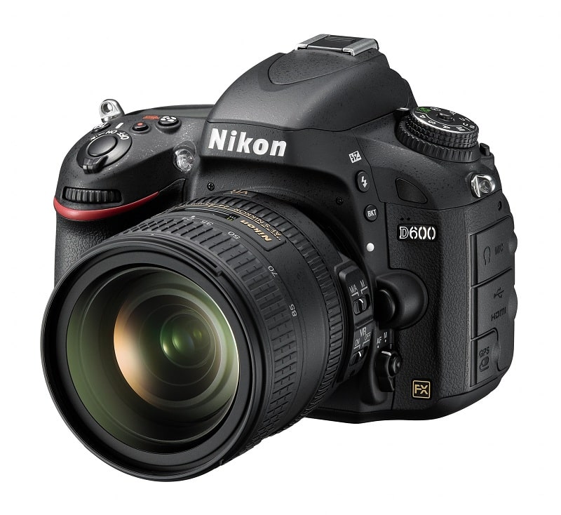 nikon_D600_profil_face.jpg