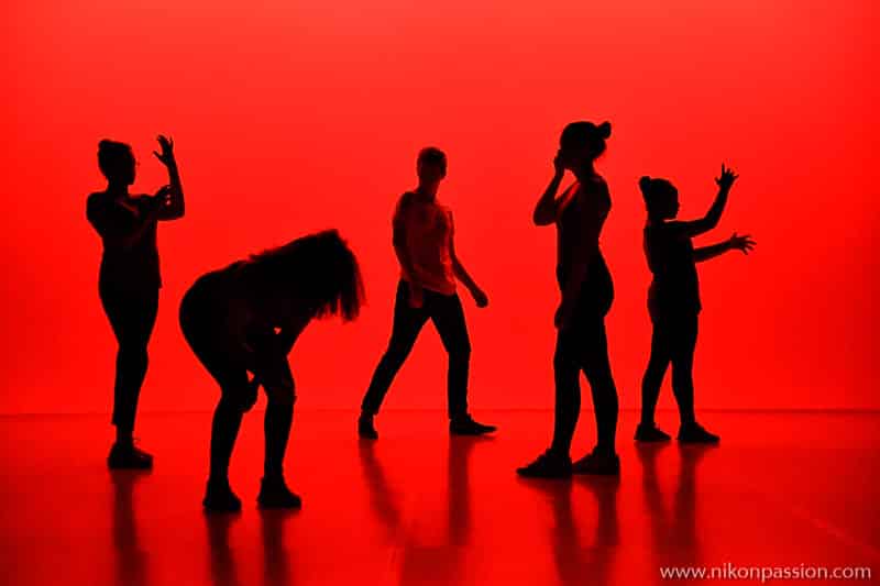 Comment photographier un spectacle de danse en basse lumière