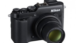 nikon_coolpix_p7800_front_np.jpg