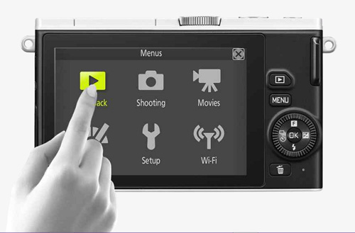 Nikon 1 J4 : écran tactile, 18Mp, 12.800 ISO, 20vps, 549 euros