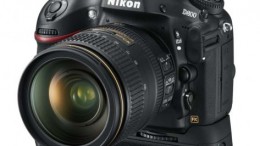 nikon_D800_face_profil_poignee.jpg