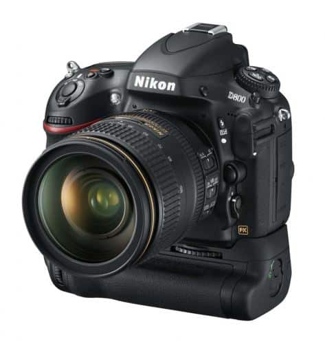 nikon_D800_face_profil_poignee.jpg