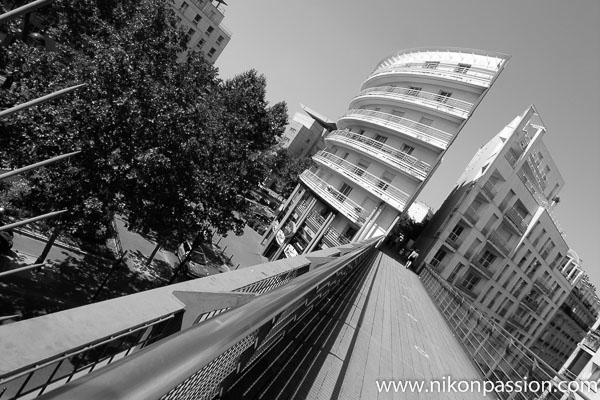 conversion noir et blanc dans le boîtier ou en post-traitement