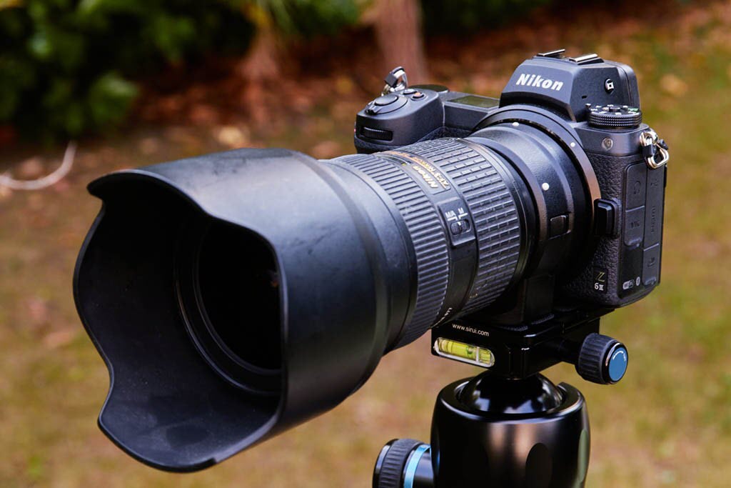 hybride ou reflex, le 24-70 f/2,8 AFS G en monture F monté sur le Nikon Z 6II via la bague FTZ