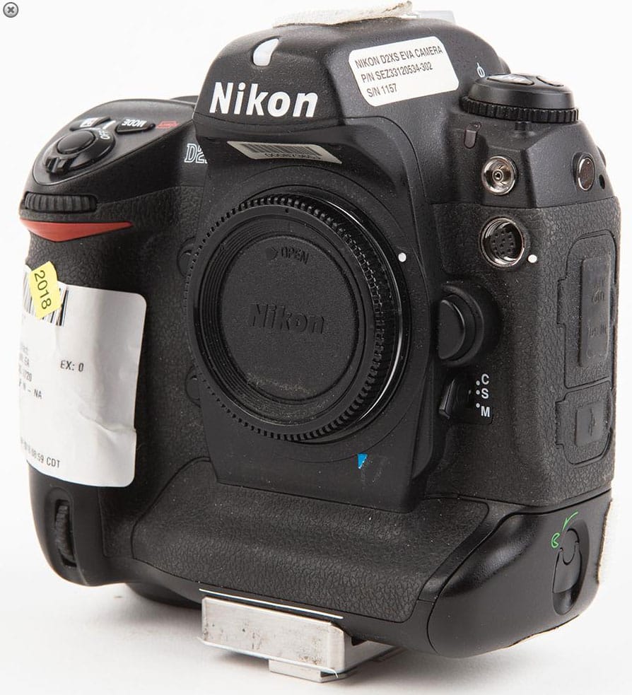 Nikon D2Xs (navette spatiale et ISS)