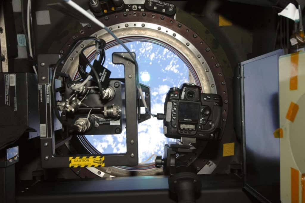 Nikon D2Xs (navette spatiale et ISS)