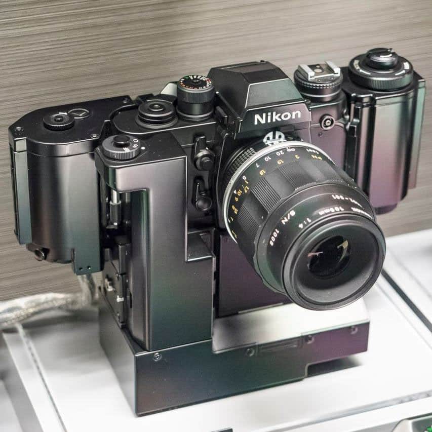 Nikon F3 250 Big (Navette Spatiale)