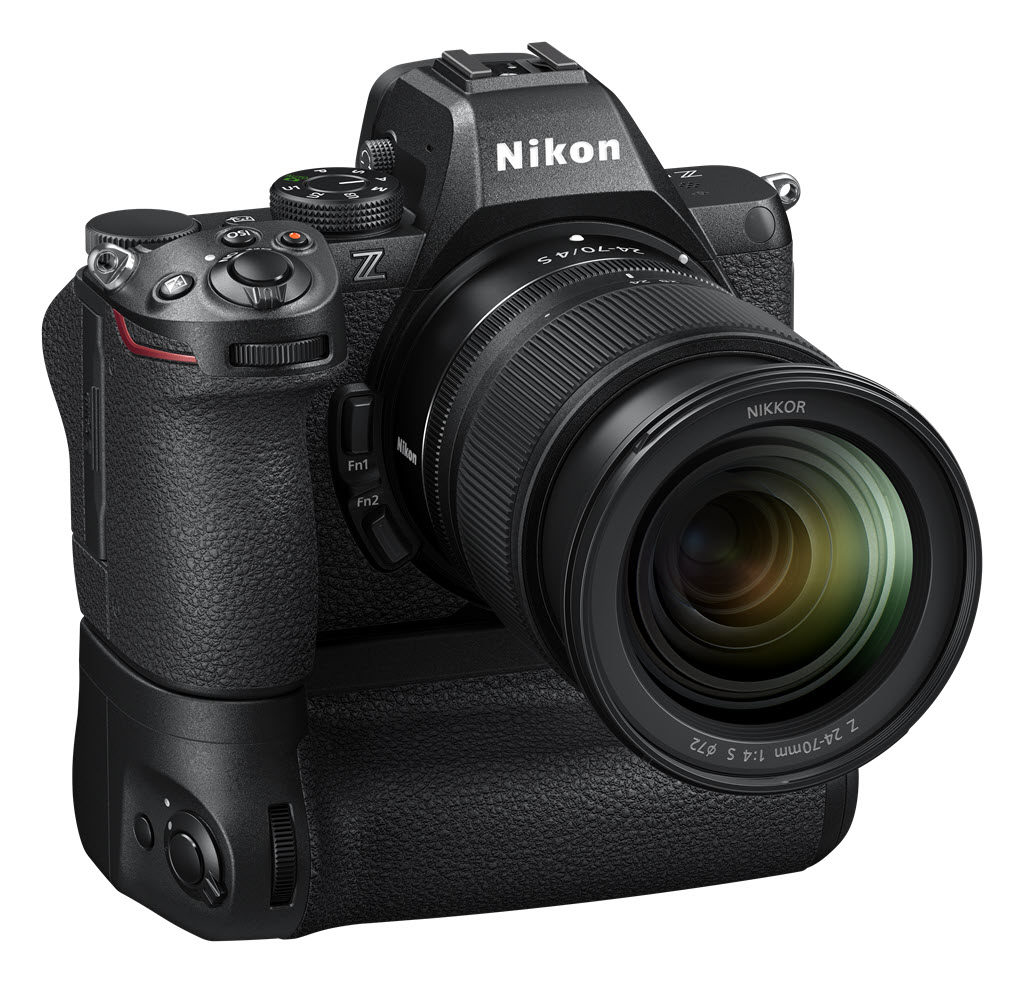 Nikon Z5II : avec la poignée optionnelle
