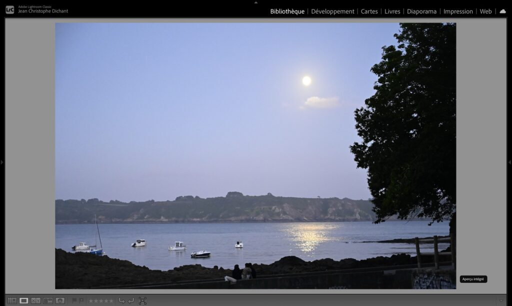 Retouche photo : Fond gris, blanc ou noir : pourquoi le fond Lightroom fausse votre perception de l'exposition