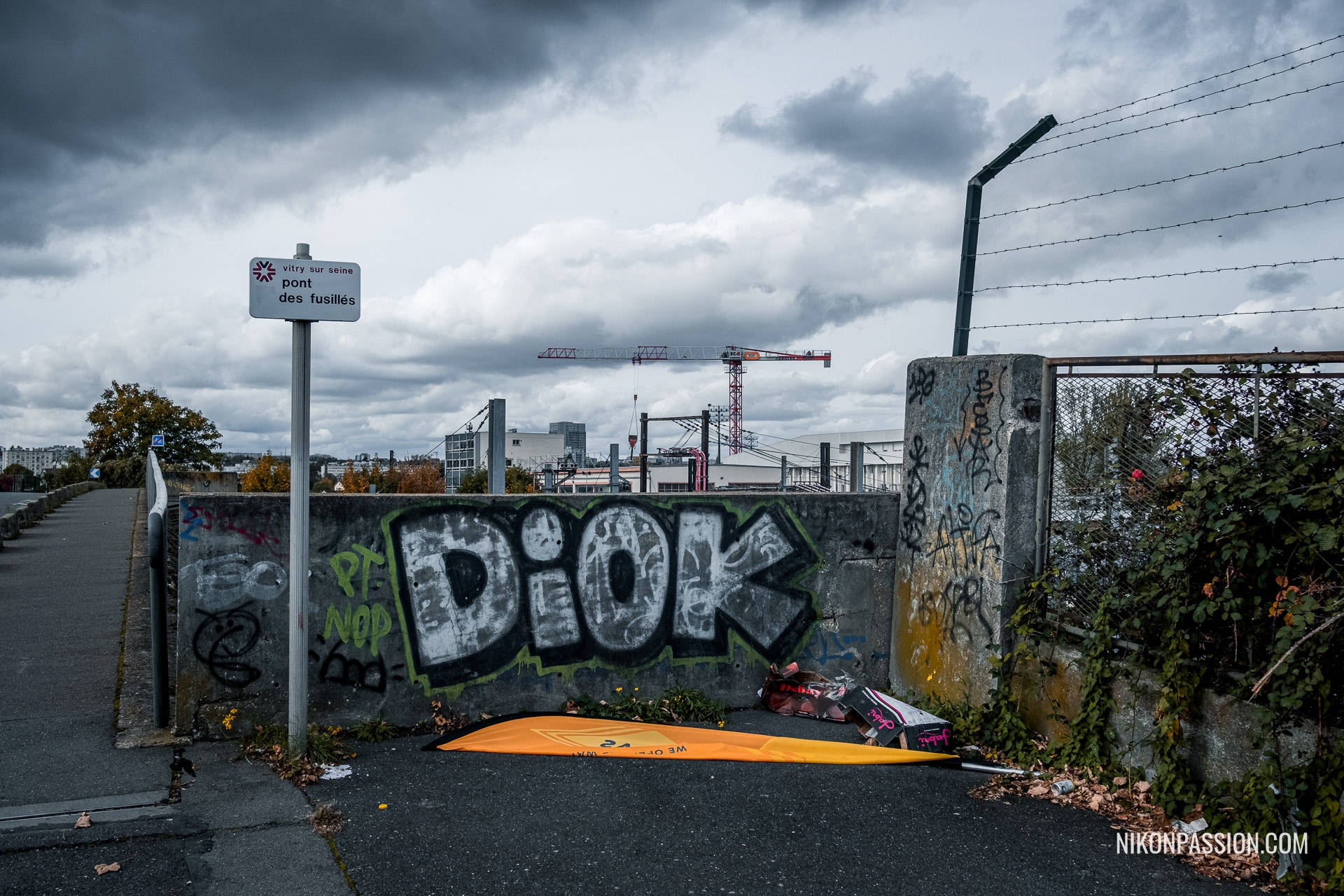 Le pont des fusillés à Vitry-sur-Seine - photo © JC DIchant