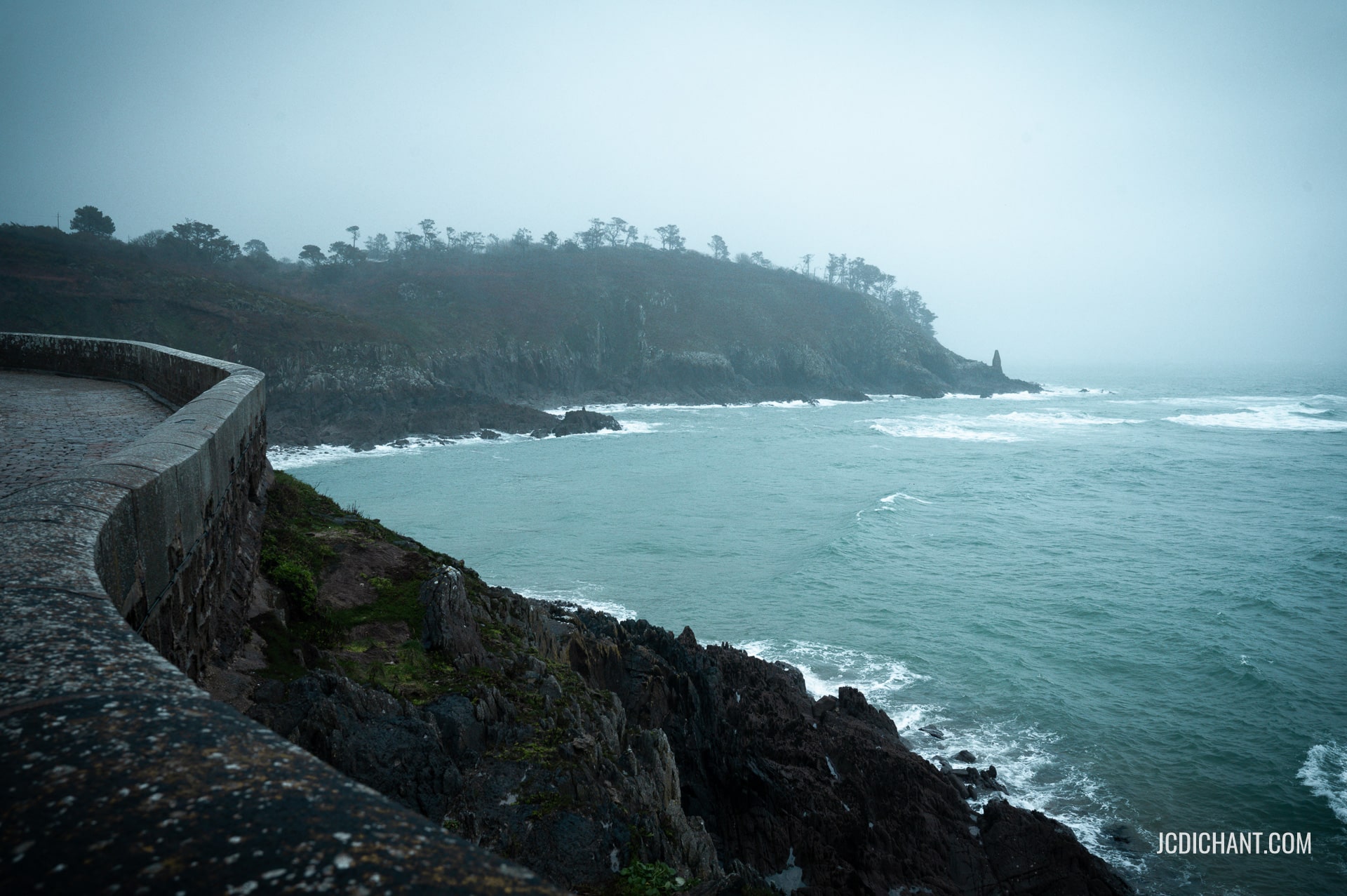 Bord de mer dans le Finistère en Bretagne - photo © Jean-Christophe DICHANT