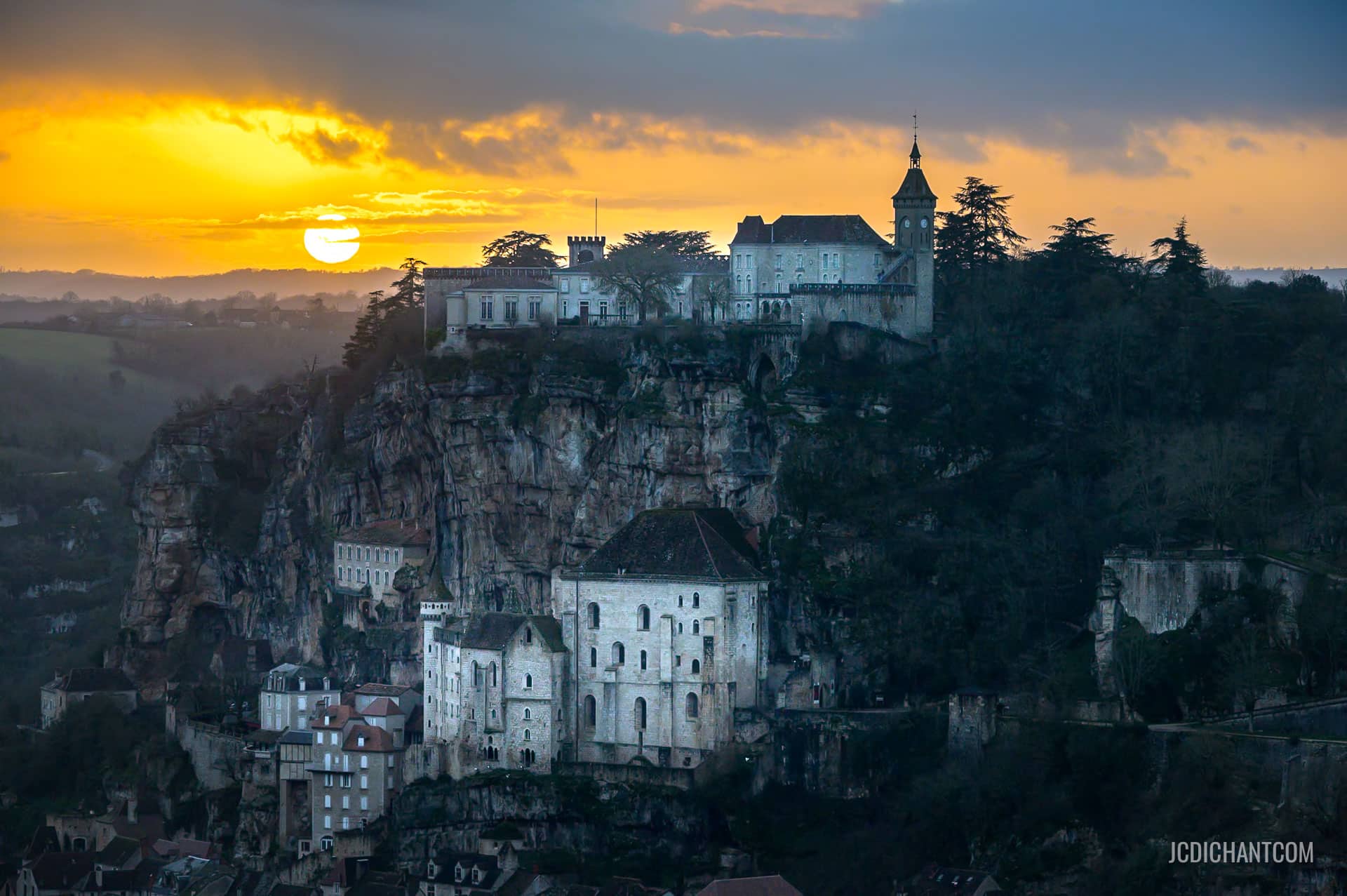 La cité sainte de Rocamadour vue depuis le belvédère de l'Hospitalet - photo (©) JC Dichant