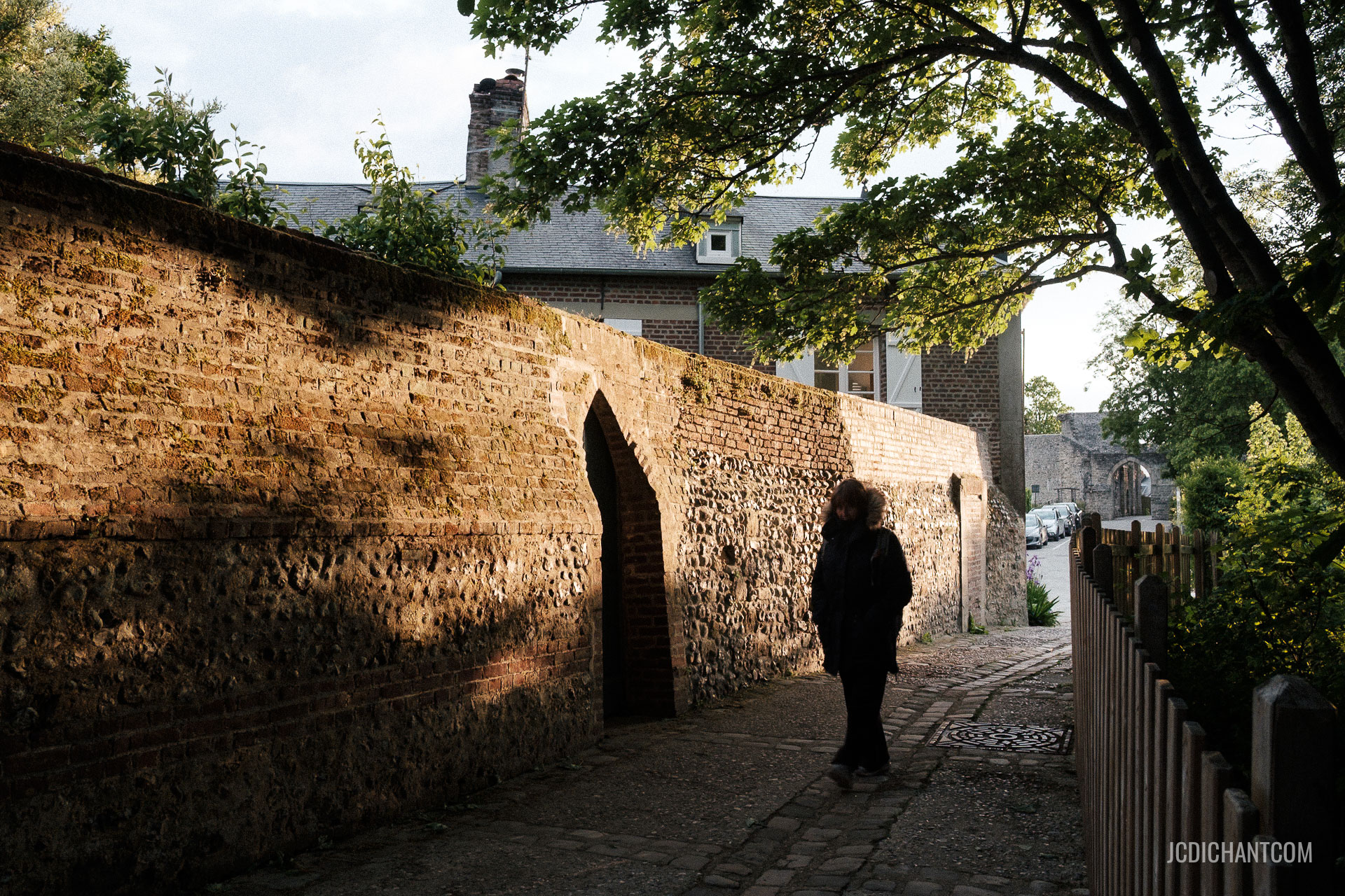 Dans les rues de St-Valéry-sur-Somme - photo (©) JC Dichant