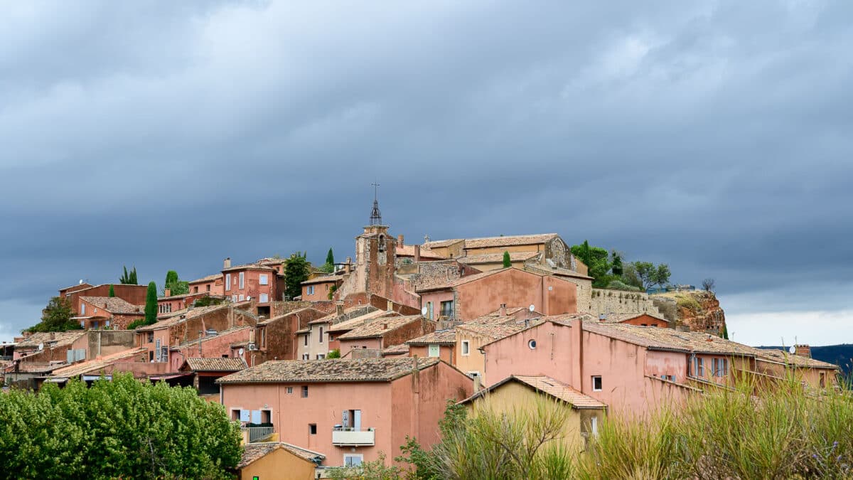 Un village dans le Luberon - photo (©) JC Dichant